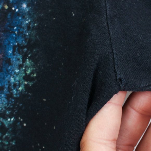 Dr. Who & The Daleks Police Box T-Shirt - Picture 6 of 6